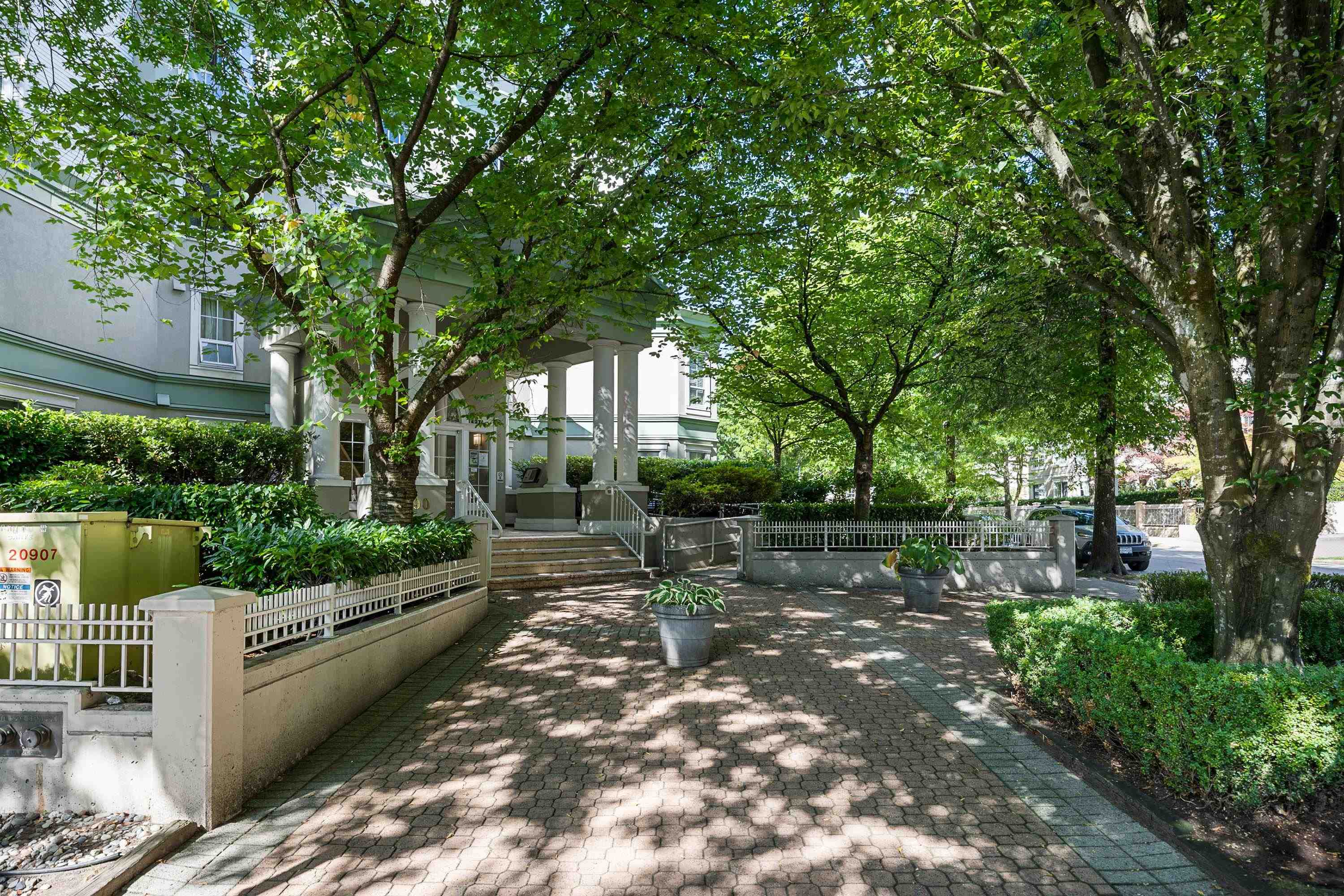 2990 Princess Crescent 206