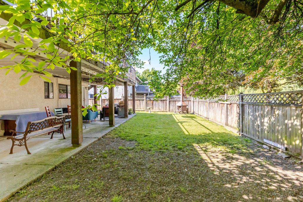 listing image 1105998909464890321