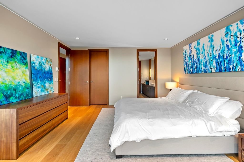 listing image 1101733011952788665