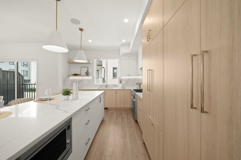 Photo of 16358 90 Avenue #75, Surrey, BC V4N 1A1 (MLS # R3146269)