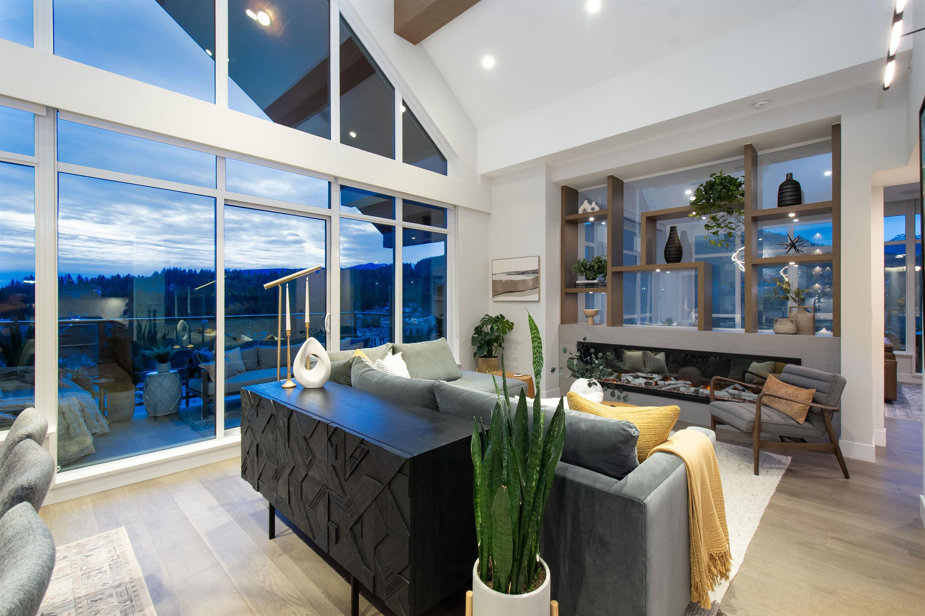 2785 Library Lane 1201