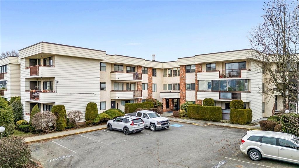 Photo of 32885 George Ferguson Way #306, Abbotsford, BC V2S 7X1 (MLS # R3123391)