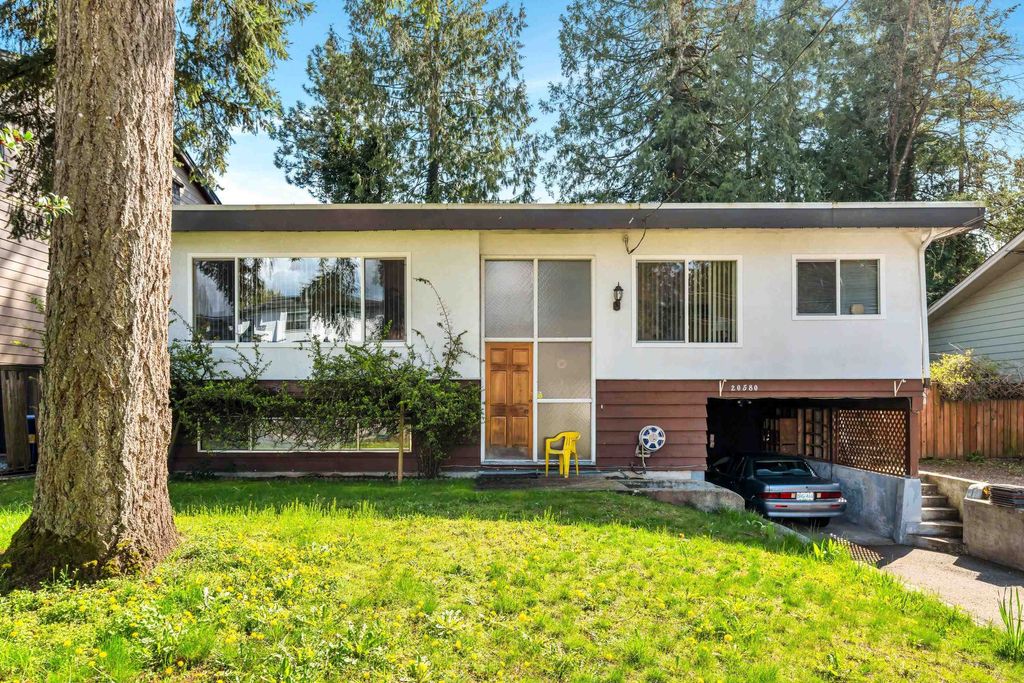 Photo of 20580 46 Avenue, Langley, BC V3A 3H6 (MLS # R3086405)