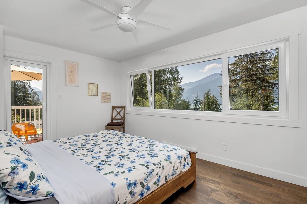 listing image 1104802471053420783