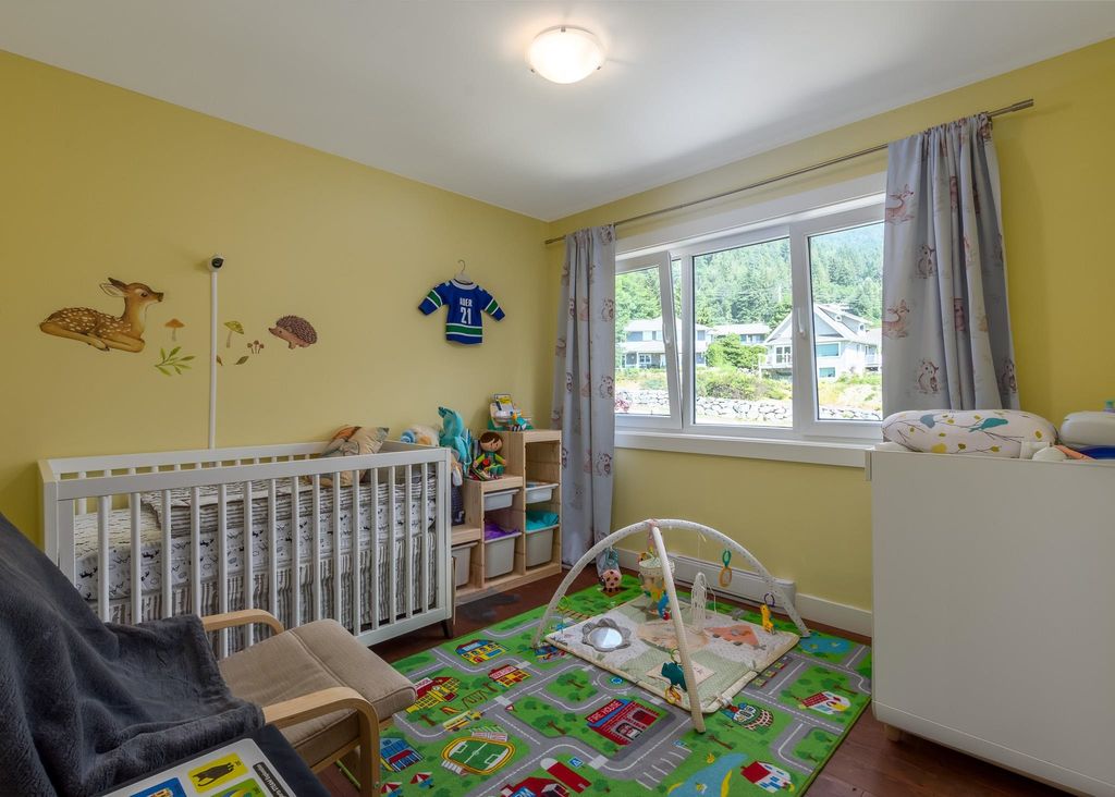 listing image 1109410260232352049