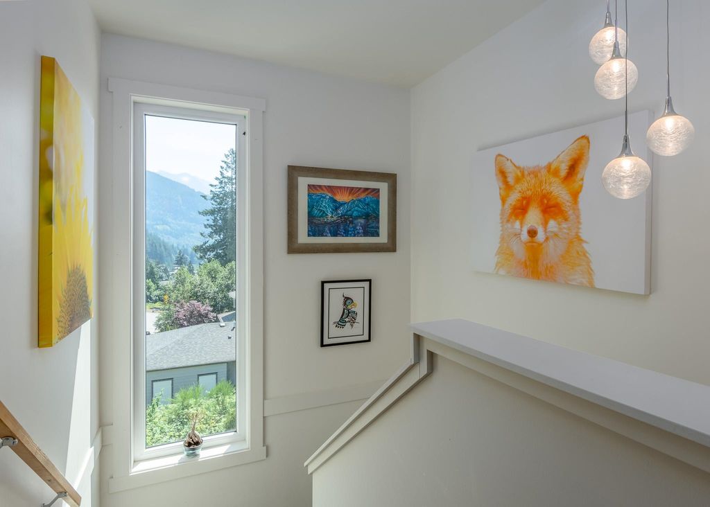 listing image 1102421498566719020