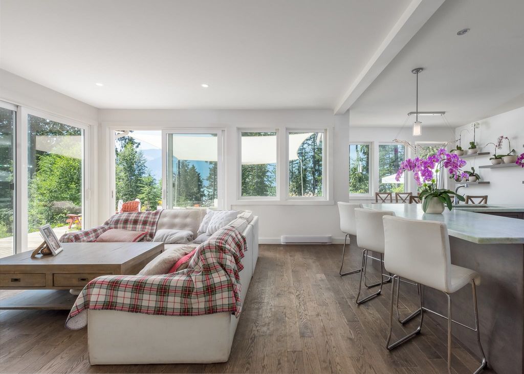 listing image 1106492108739083674