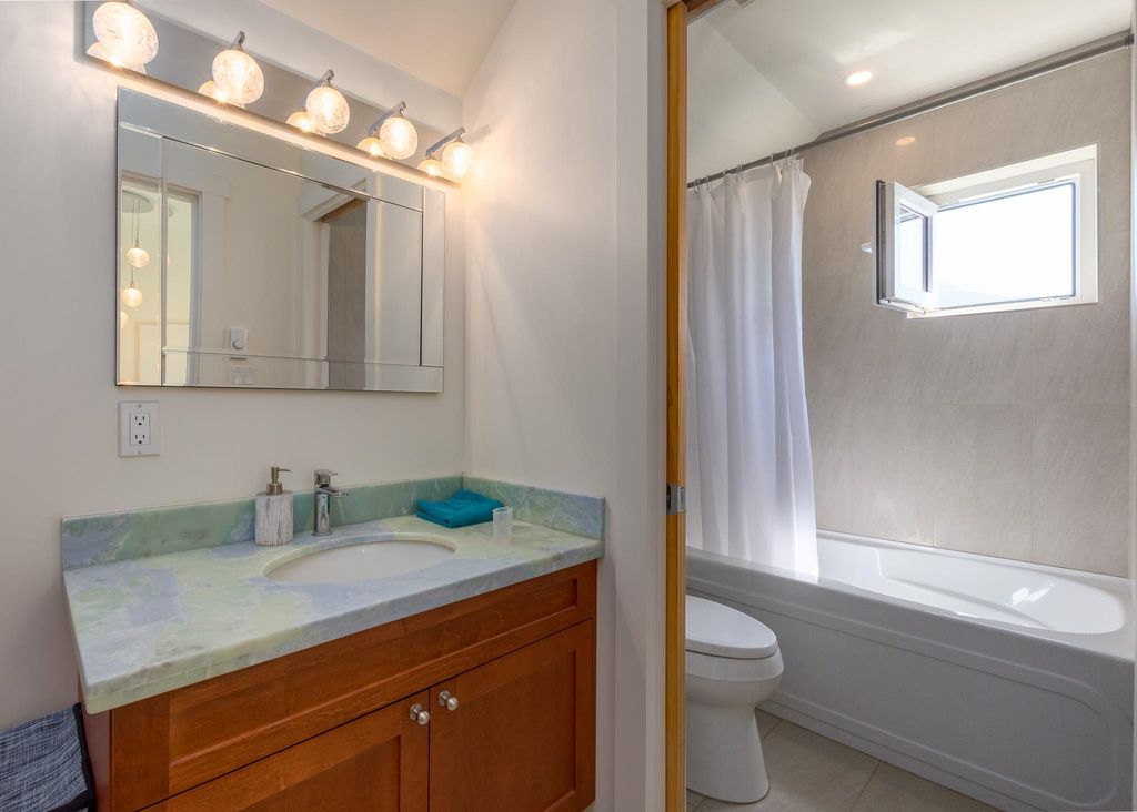 listing image 1108498987639373103