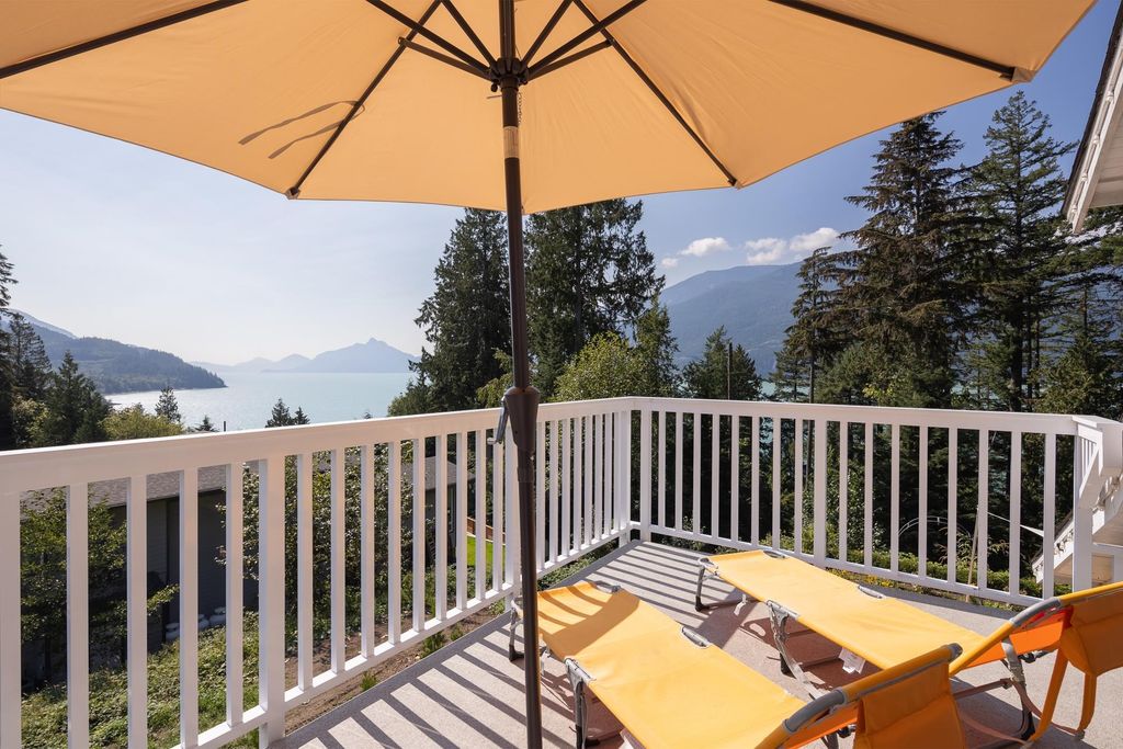 listing image 1103049668801768258