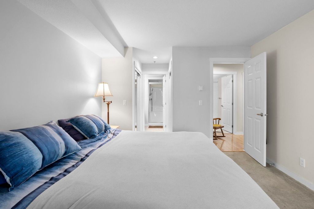 listing image 1104839666215008024