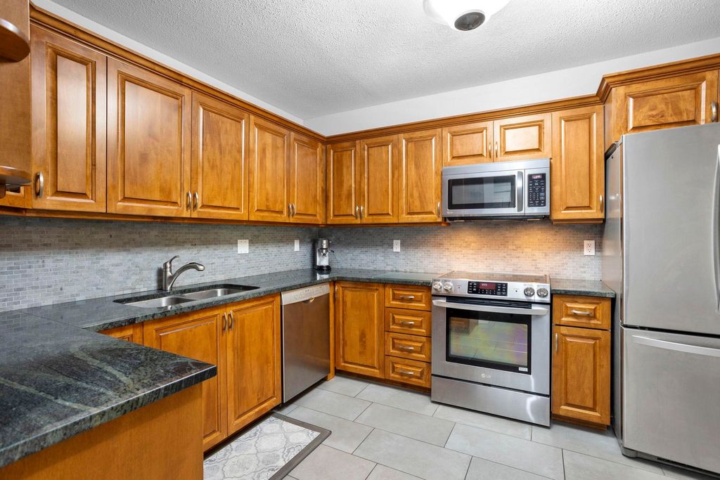 listing image 1102672907129508276