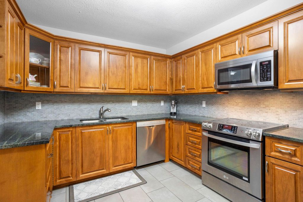 listing image 1103341517480115051