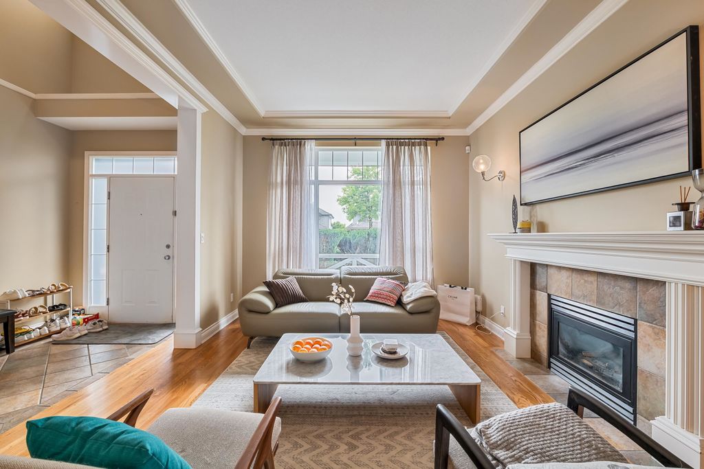 listing image 1101280173799671091