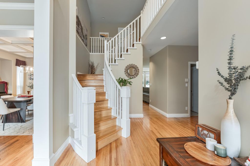 listing image 1101572106142455159