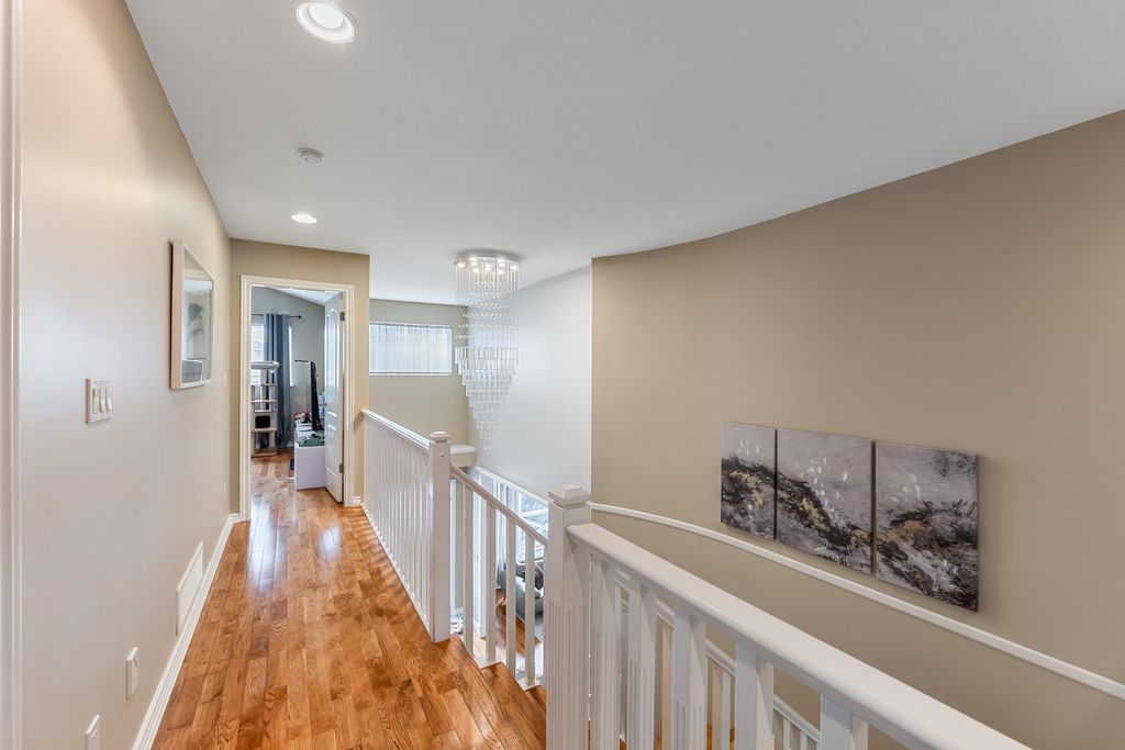 listing image 1107323926543230702