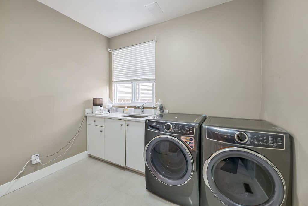 listing image 1108787939907648531