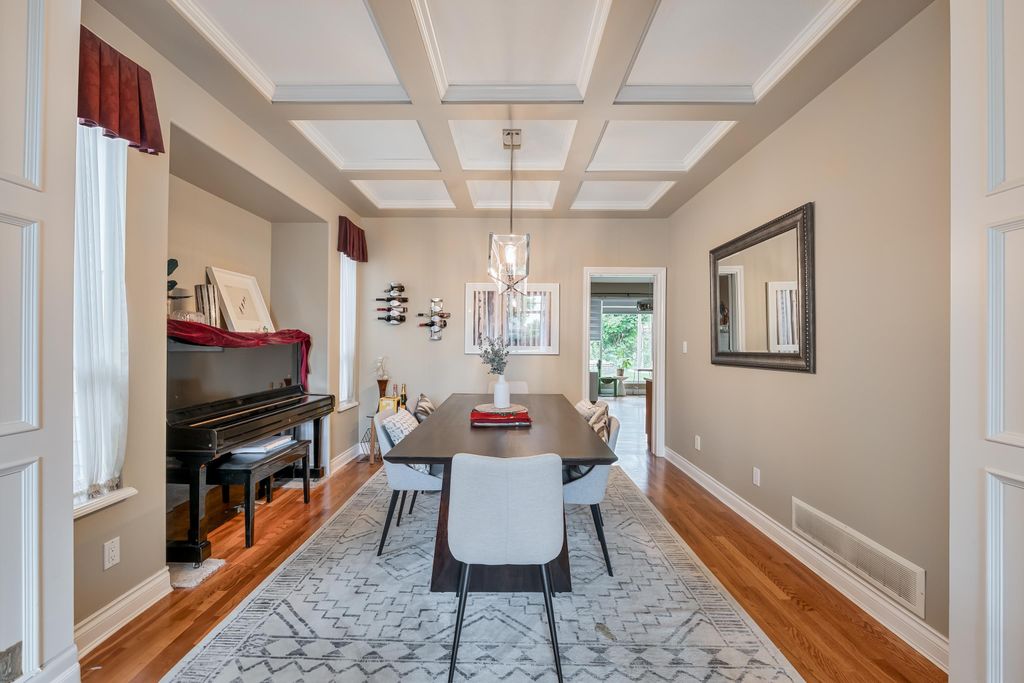 listing image 1107400121495481121