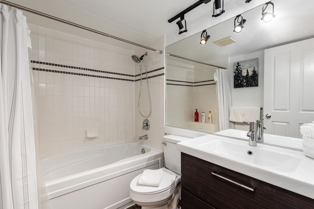 listing image 1107016516050444946