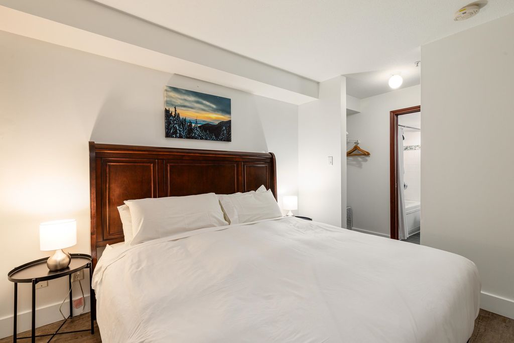 listing image 1109014952245039424