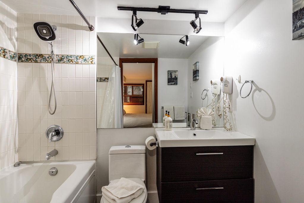 listing image 1104172706070749804