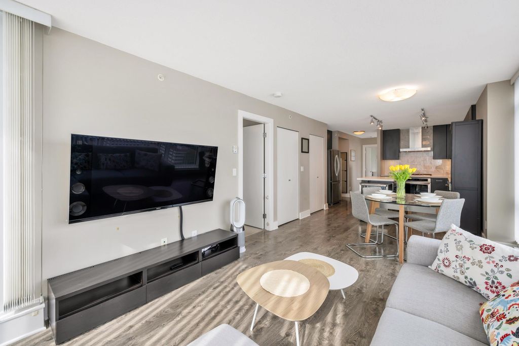 listing image 1107525346331545498