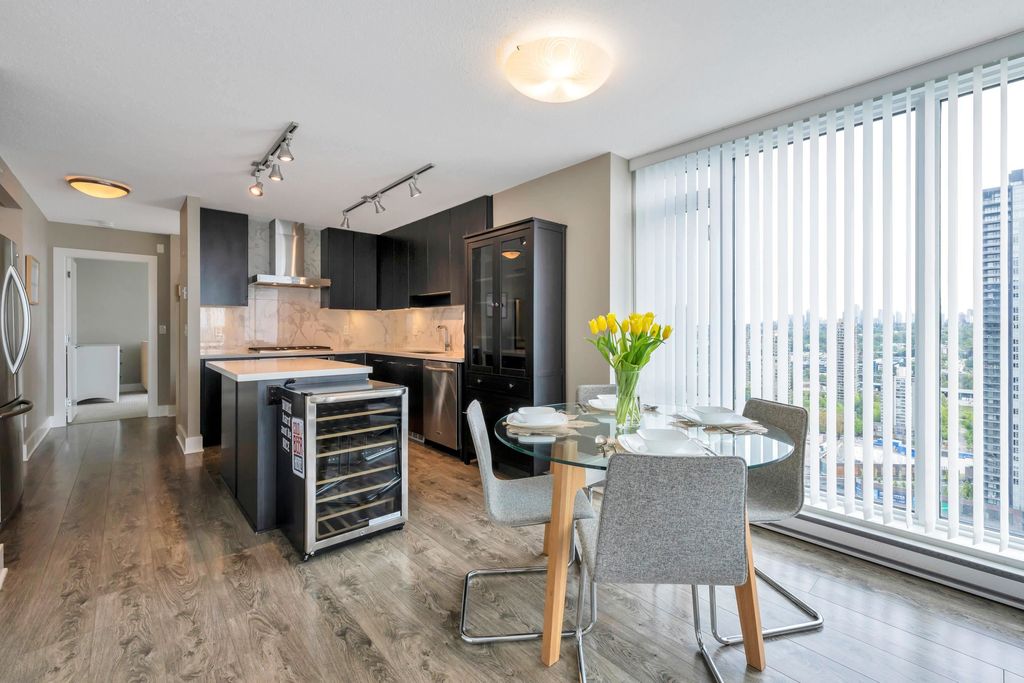 listing image 1101408380927888853