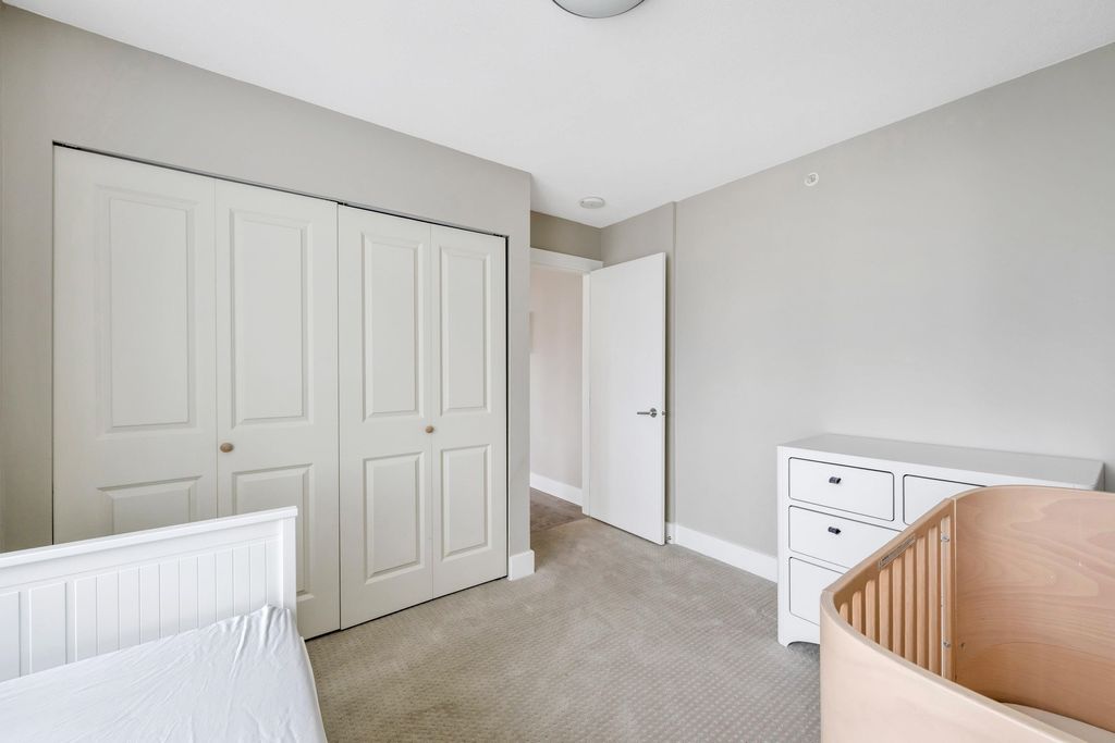 listing image 1103700413937257184