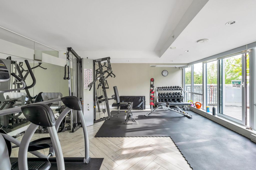 listing image 1107544362765005493