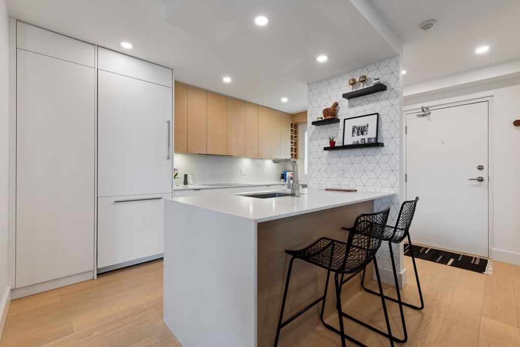 listing image 1105708568756460363