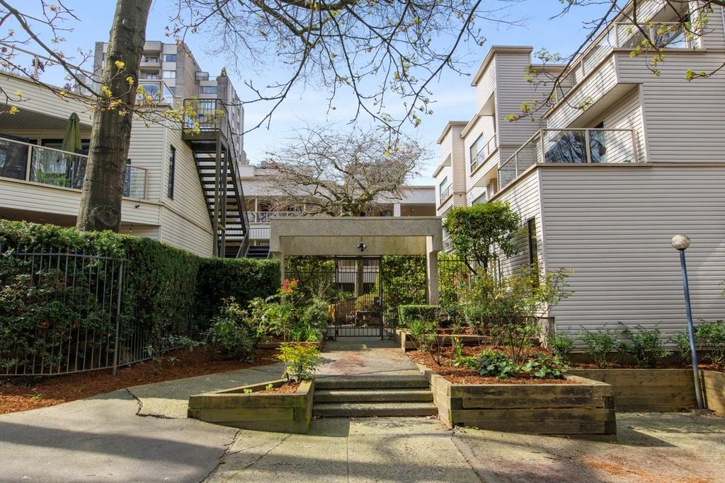 listing image 1101464111459107278