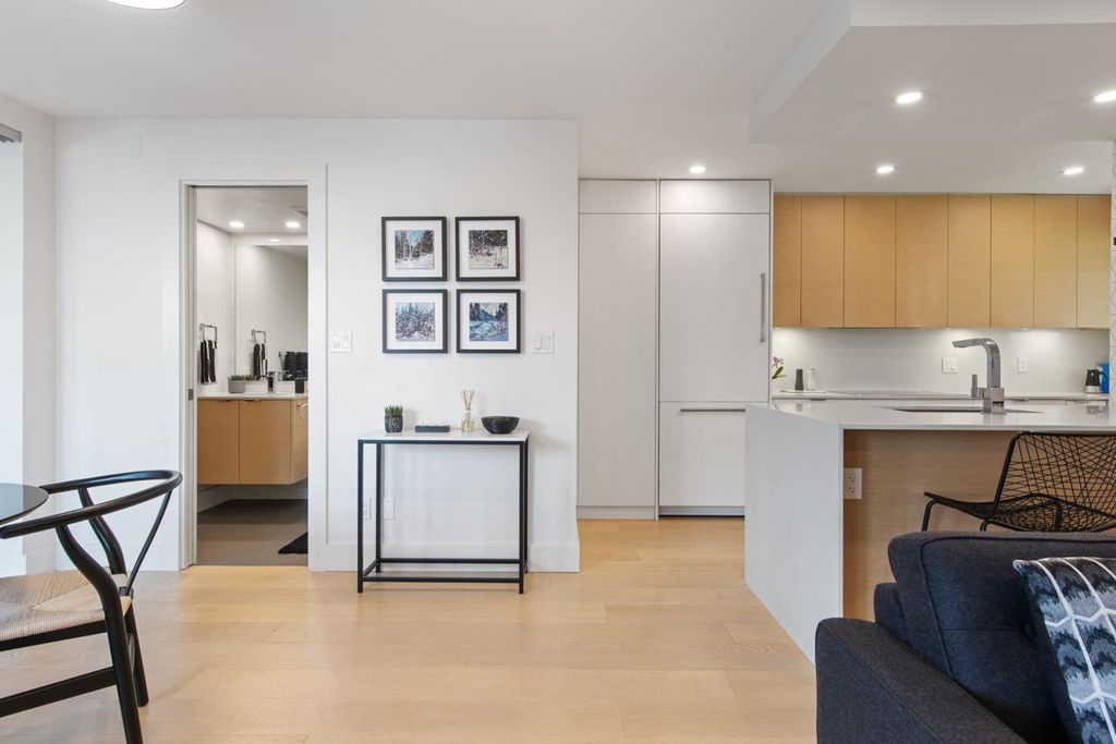 listing image 1102646802489329427