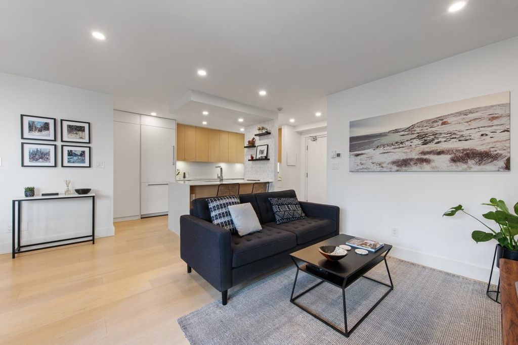 listing image 1103604462868487458