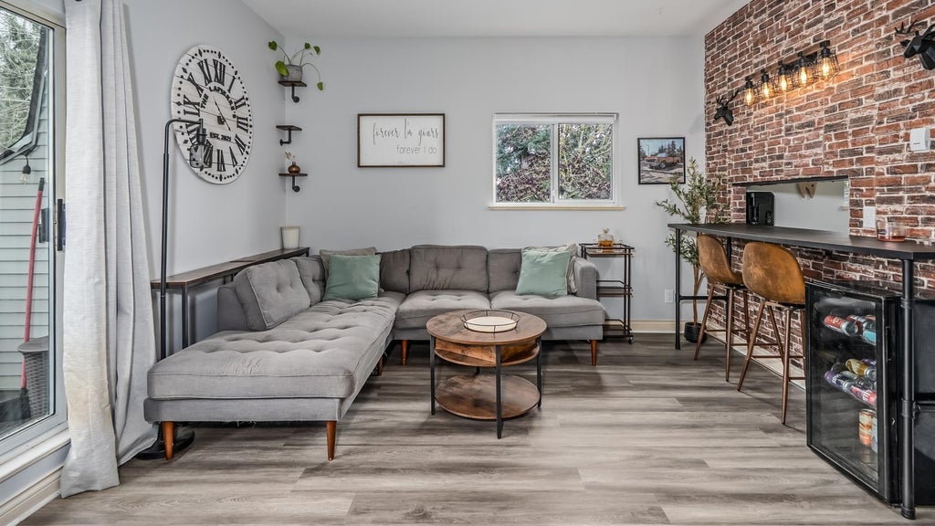 Photo of 20556 113 Avenue #403, Maple Ridge, BC V2X 1Z3 (MLS # R3145609)