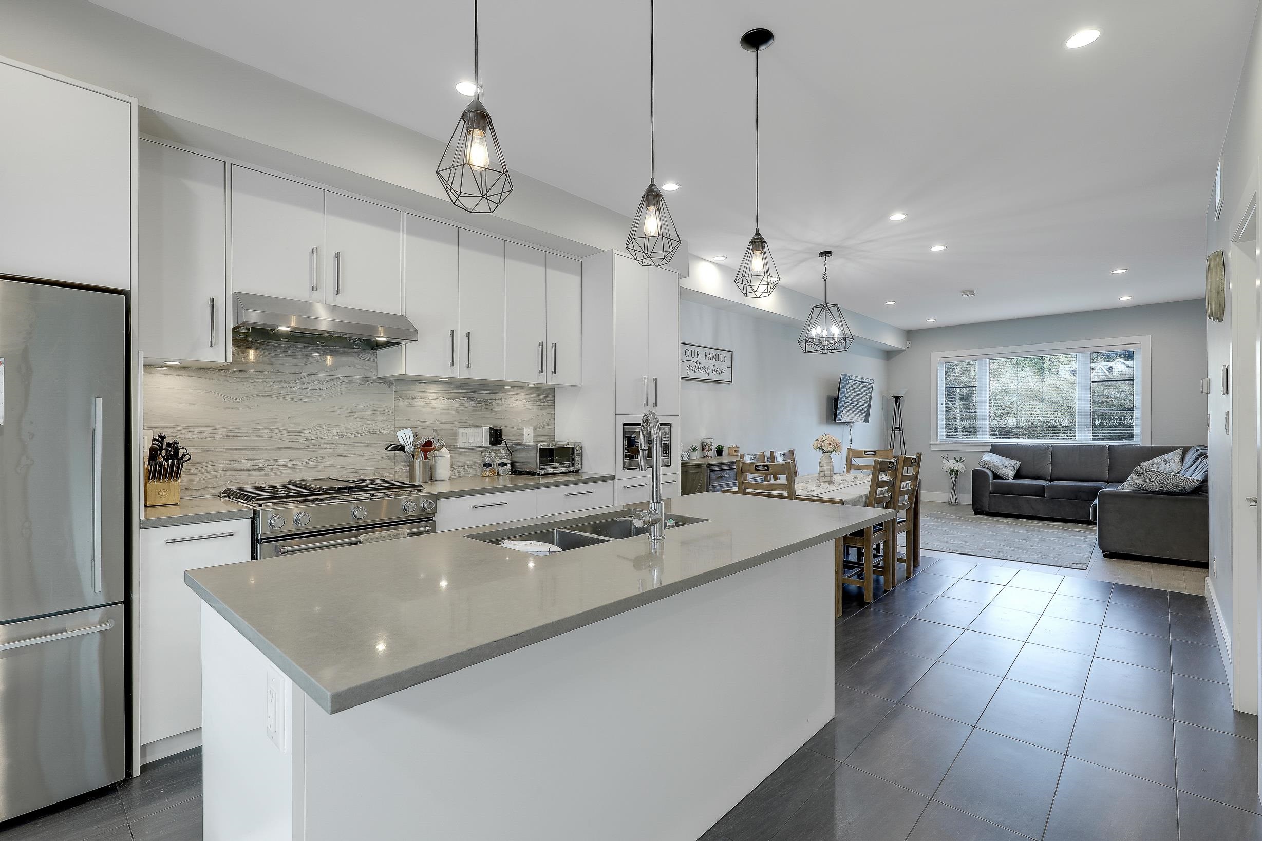 806 Gauthier Avenue 102