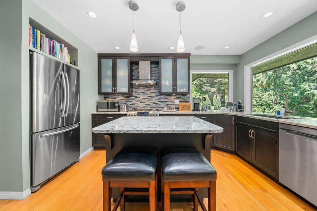listing image 1105617905278068397