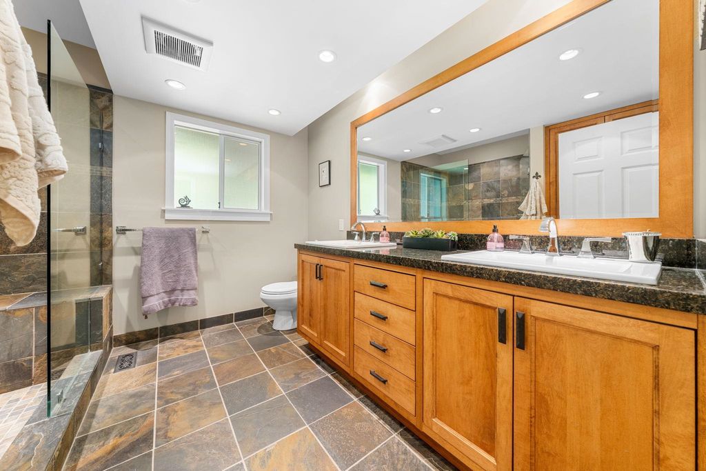 listing image 1105941633823673746