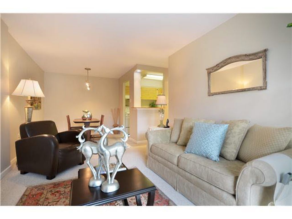 listing image 1107810899738420642