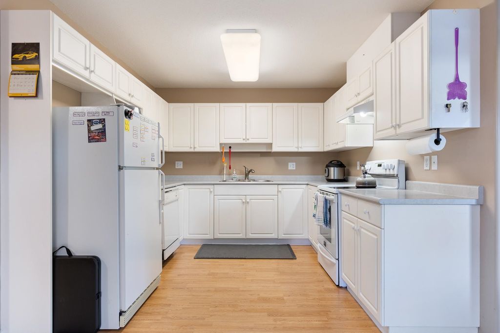 Photo of 9855 Quarry Road #108, Chilliwack, BC V2P 3M3 (MLS # R3112943)