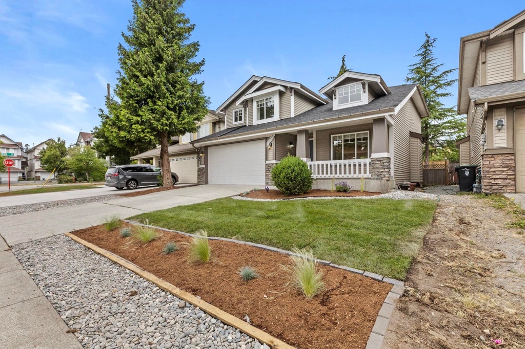 Photo of 20613 66a Avenue, Langley, BC V2Y 2Y4 (MLS # R3165672)
