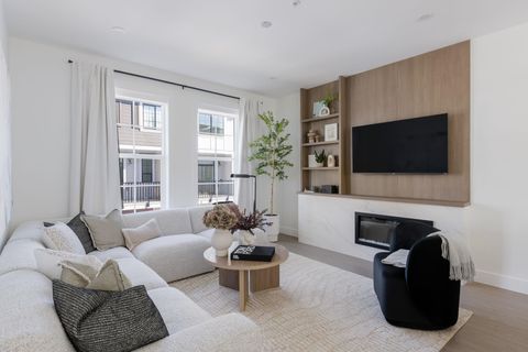 20650 78 Avenue 31 Langley BC V2Y 4L9