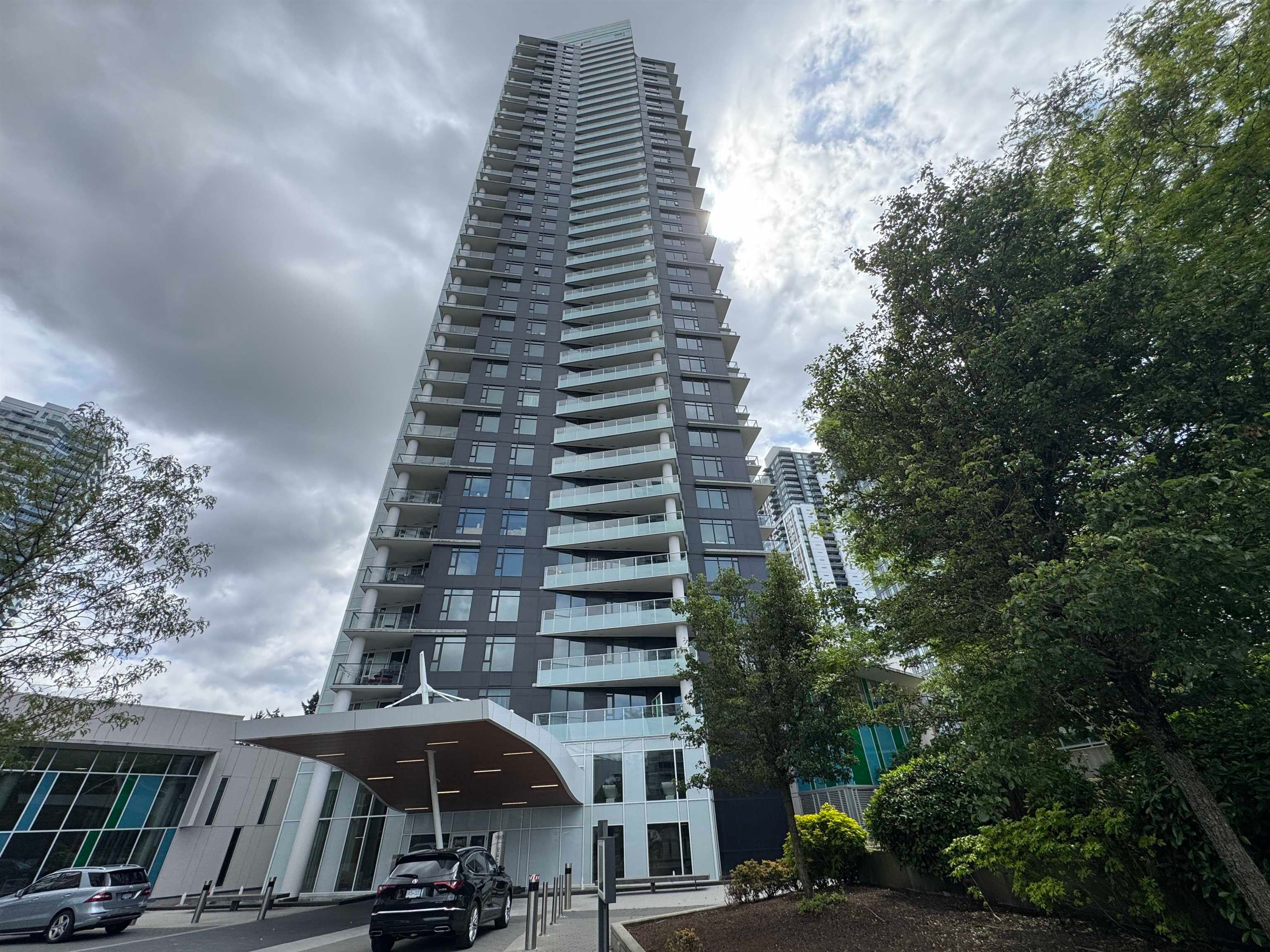 9887 Whalley Boulevard 2604