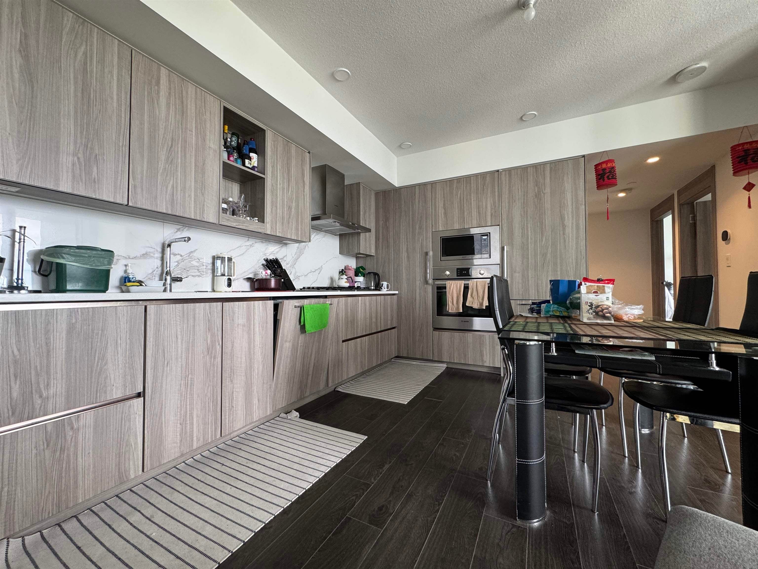 9887 Whalley Boulevard 2604