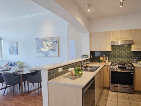 5133 Garden City Road 1427 Richmond BC V6X 4H9