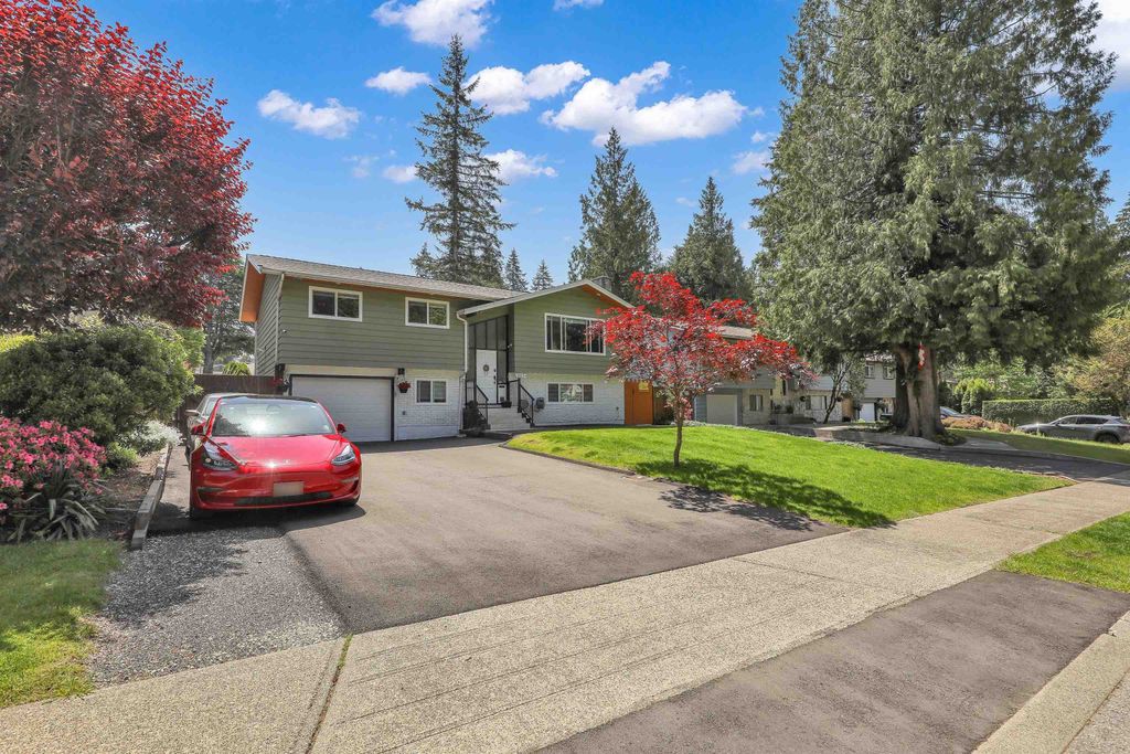 Photo of 19654 47 Avenue, Langley, BC V3A 5G8 (MLS # R3108543)