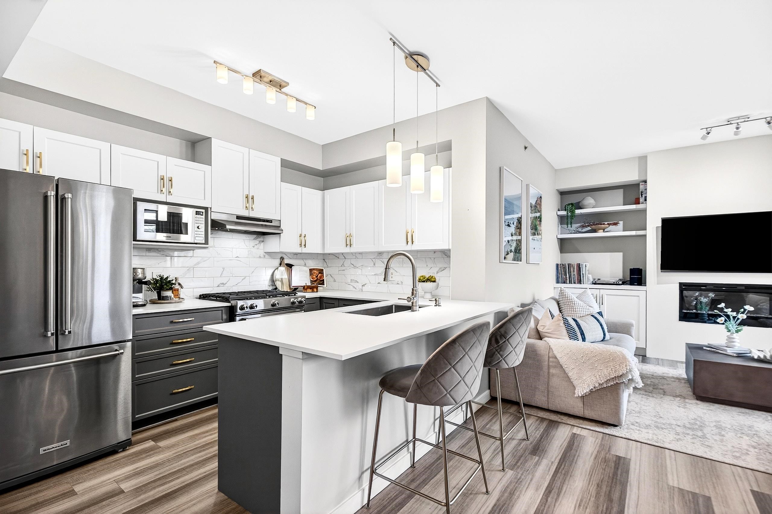 801 Klahanie Drive 429