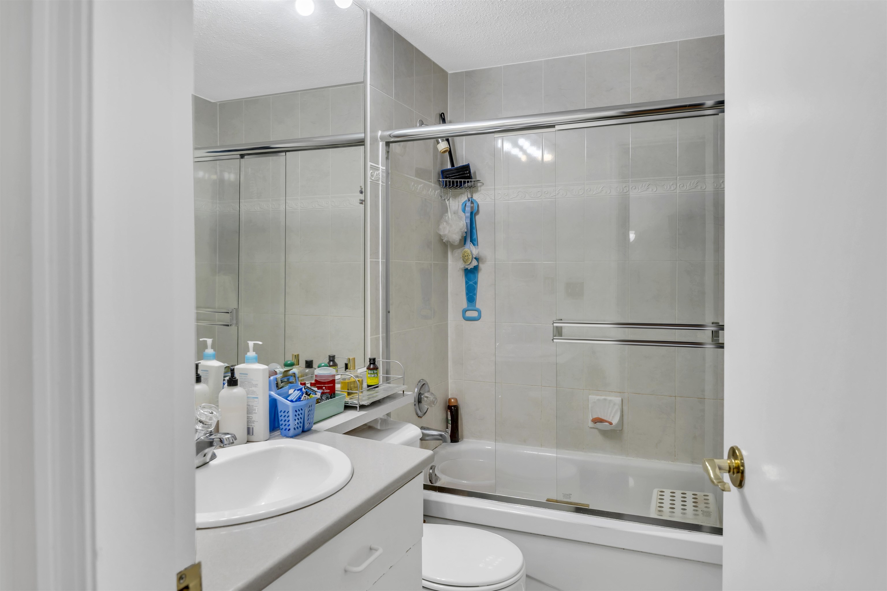 6939 Gilley Avenue 212