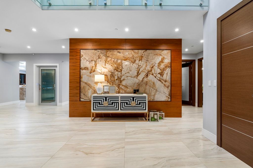 listing image 1108940049798450035