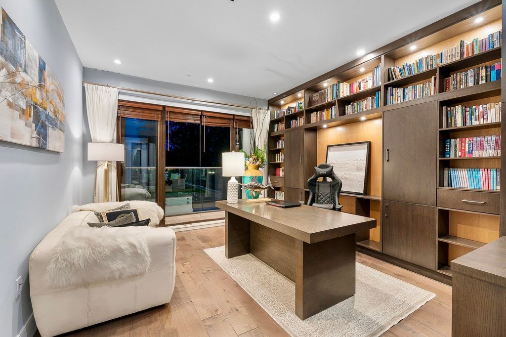 listing image 1105793824575265337