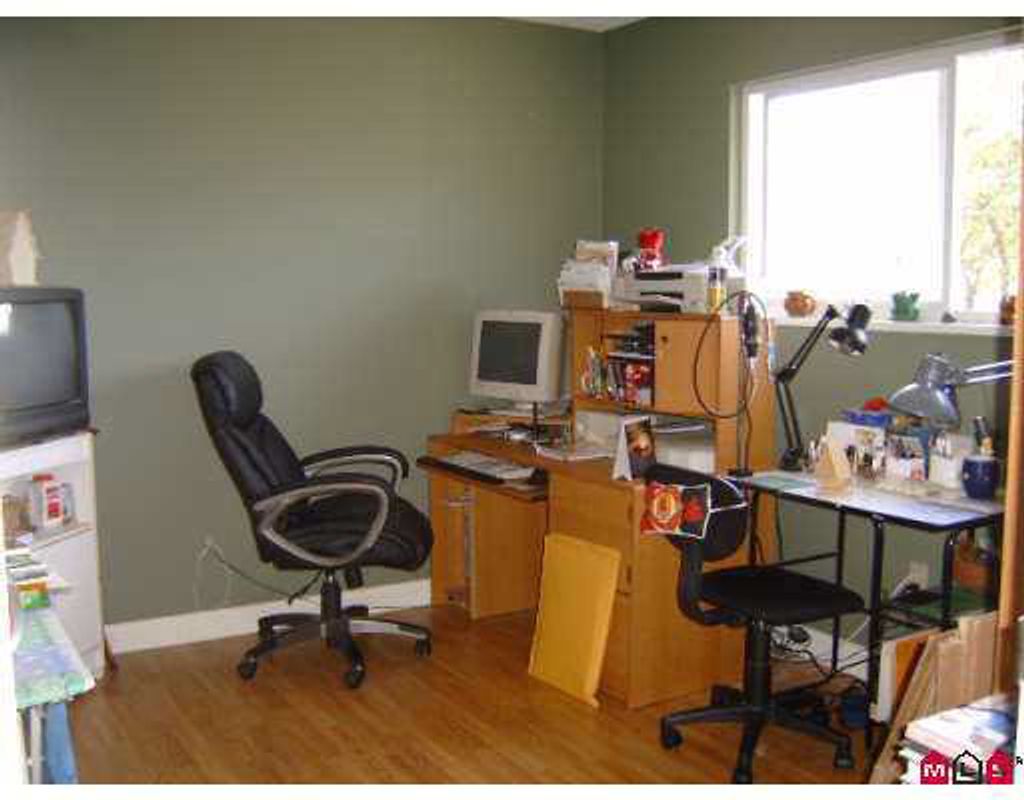 listing image 1103852945177174151