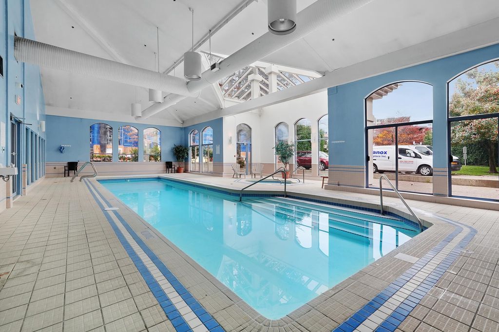 listing image 1104897998443752451